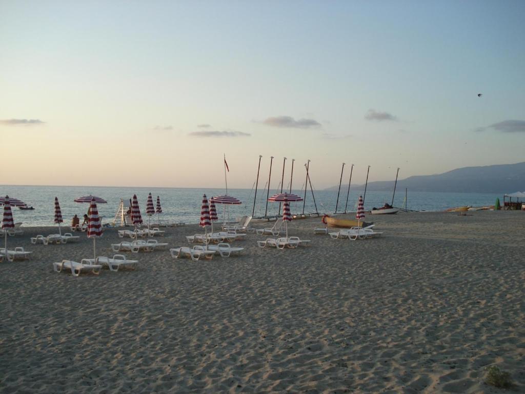 דירות Sonia Pizzo Beach Club מראה חיצוני תמונה